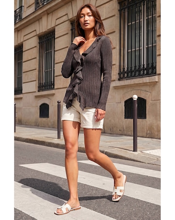 Roman Frill Trim Ribbed Knit Top