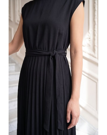 Roman Pleated Tie Waist Dress