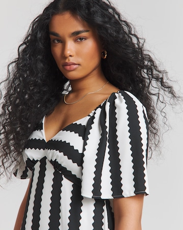 Twisted Wunder Angel Stripe Maxi Dress