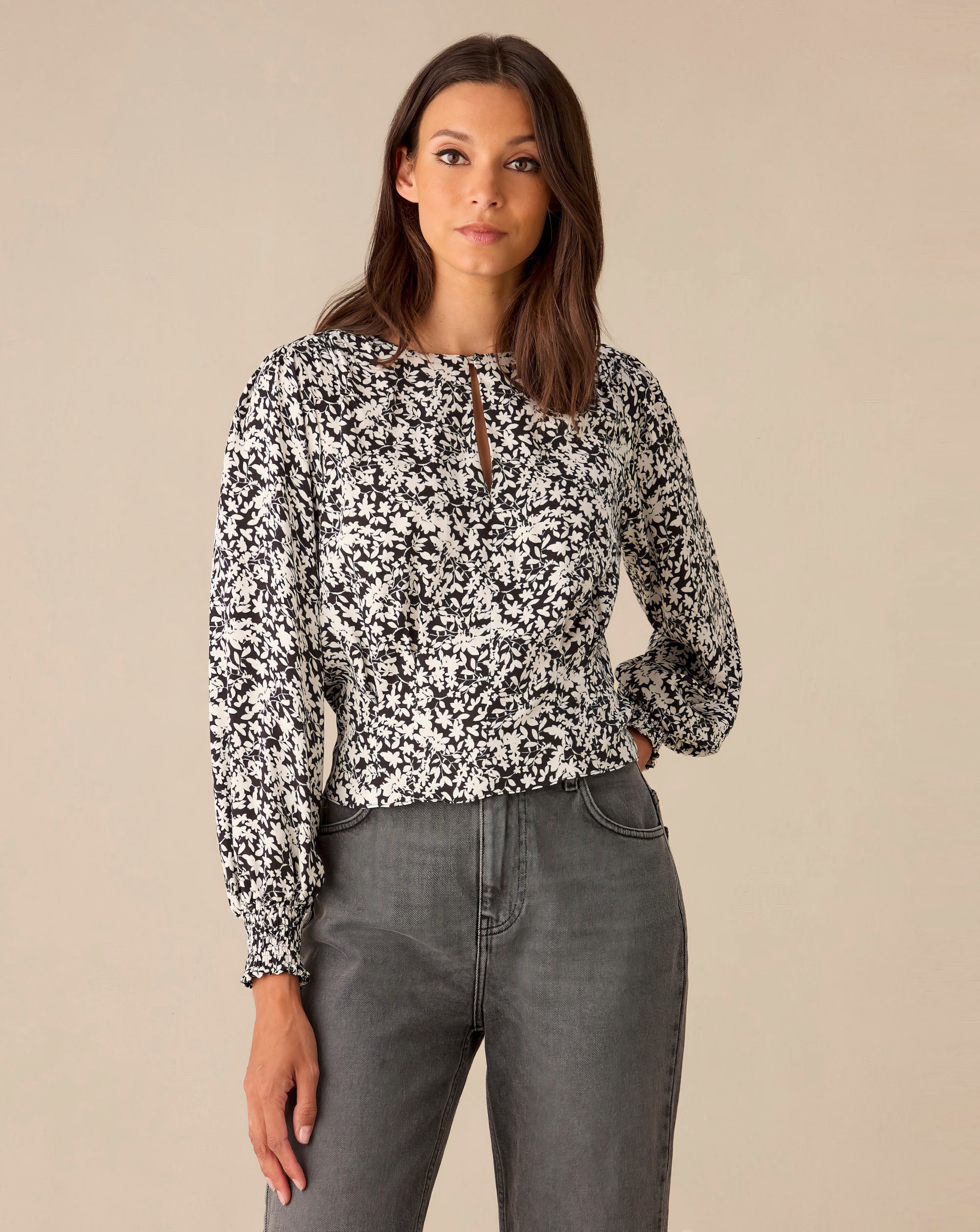 Ro&Zo Mono Keyhole Front Blouse