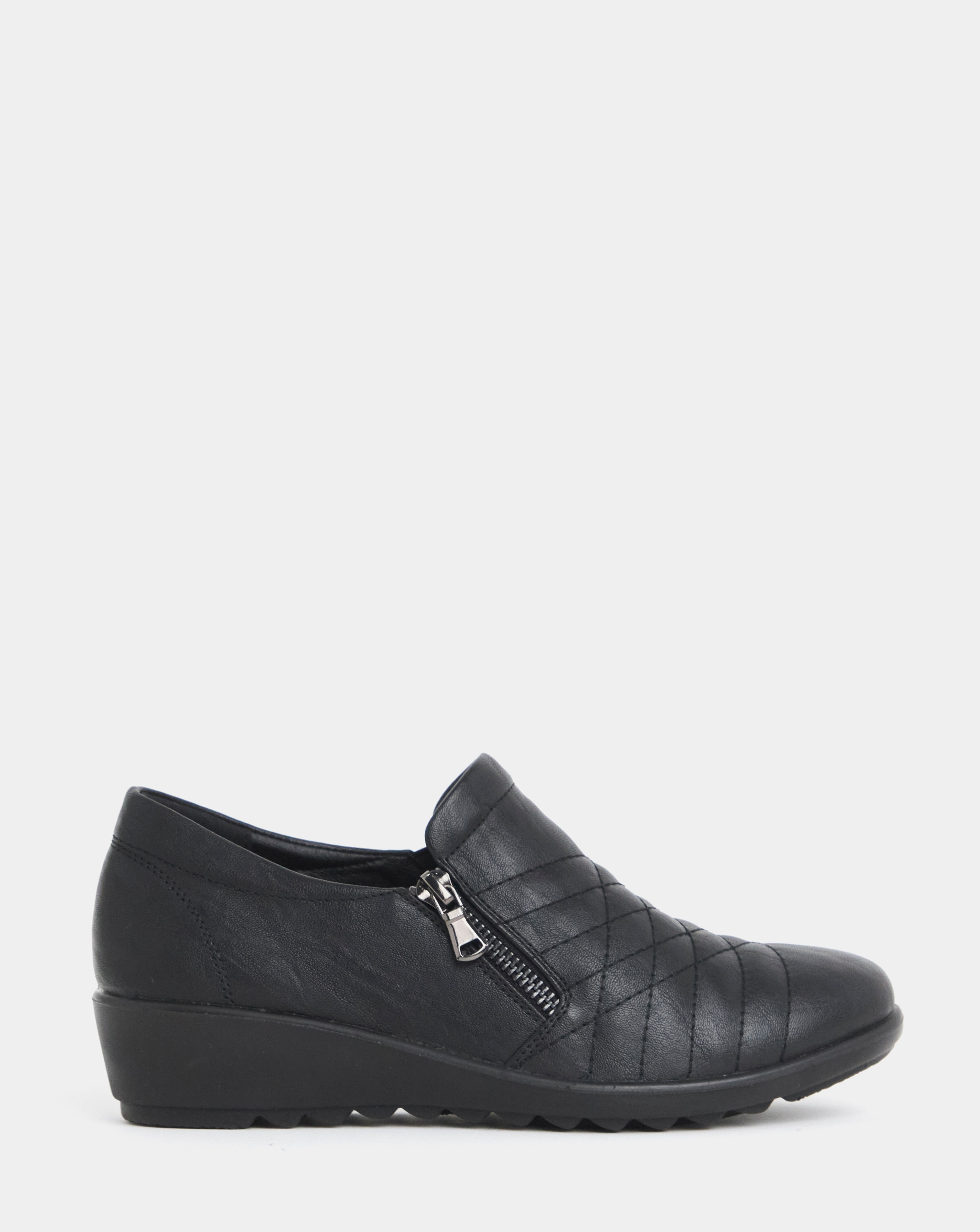 New In - Side Zip Quilted Full Shoes Ex Wide