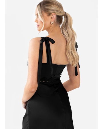 Maya Deluxe Plain Dress