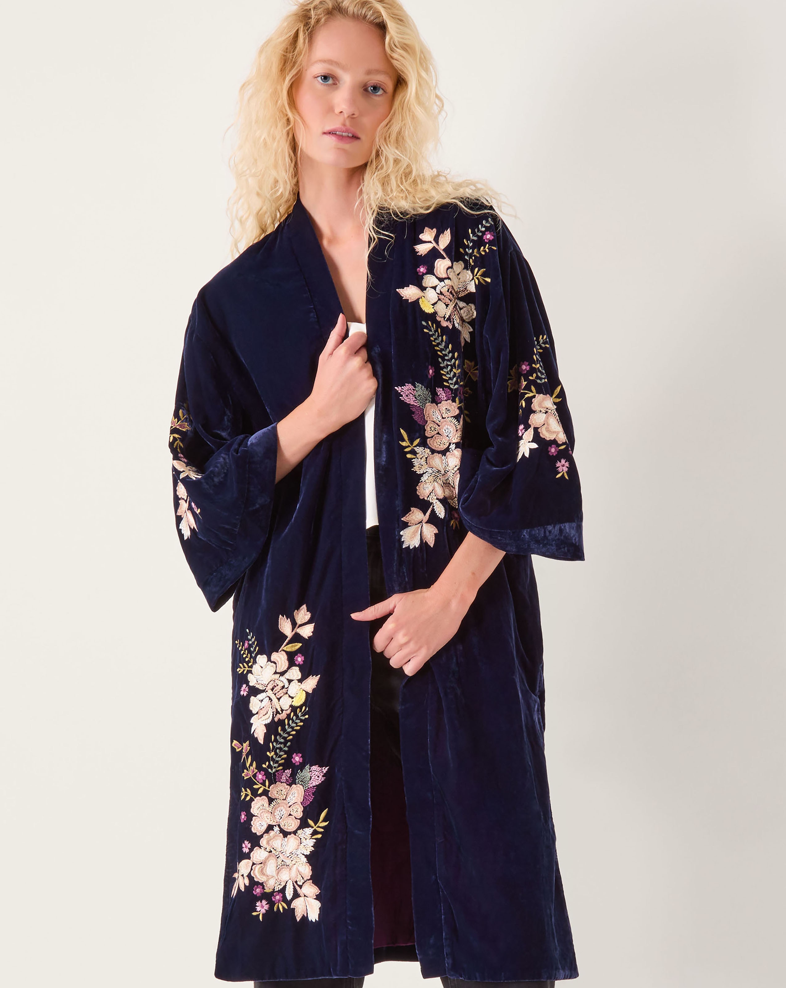 Monsoon Fallon Velvet Kimono