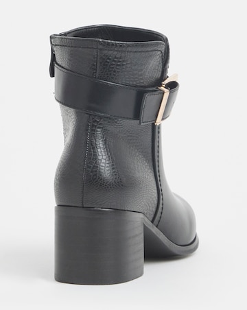 Cushion Walk Block Heel Buckle Boot Extra Wide EEE Fit