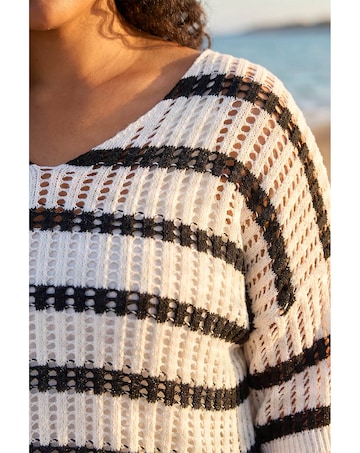 Roman Curve Crochet Knitted Top