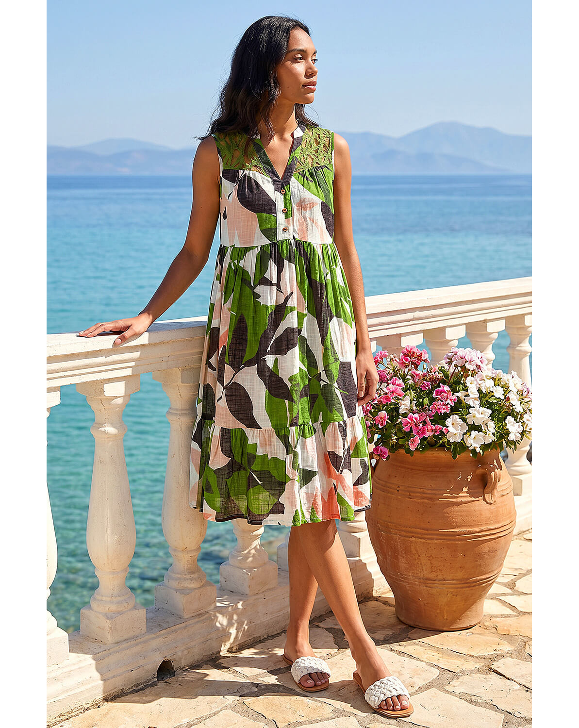 Roman Leaf Print Tiered Smock Midi Dress