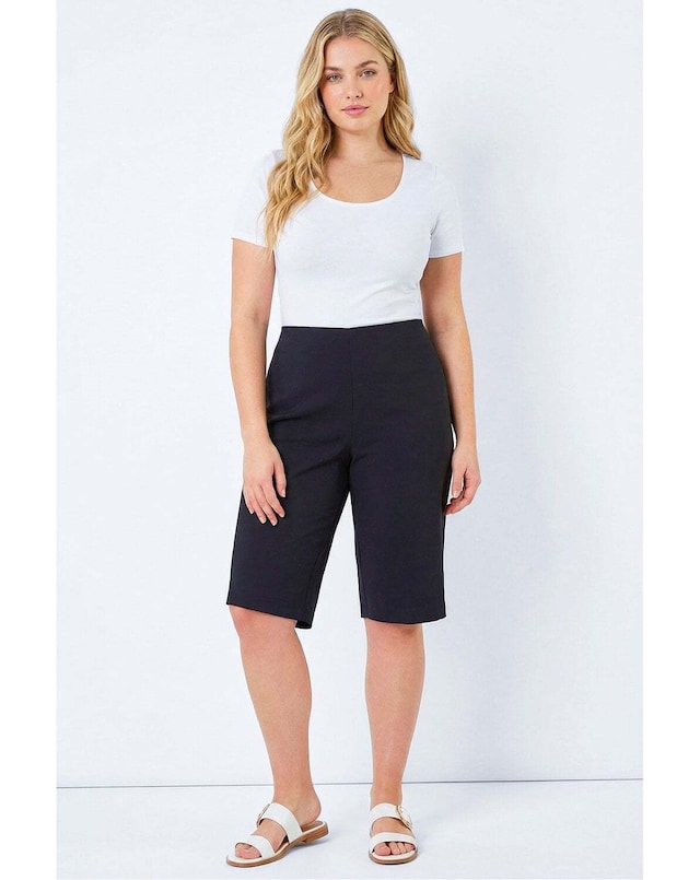 Roman Curve Elastic Waist Knee Shorts