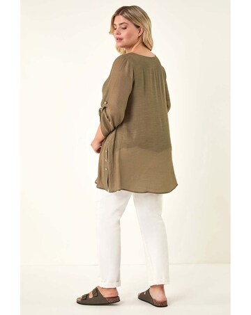Roman Curve Buttoned Side Asymmetric Top