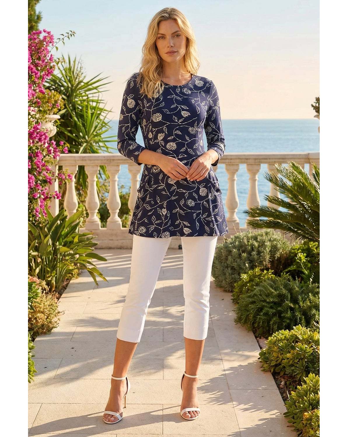 New In - Roman Floral Pocket Swing Stretch Top