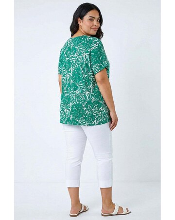 Roman Curve Abstract Print V-Neck Top