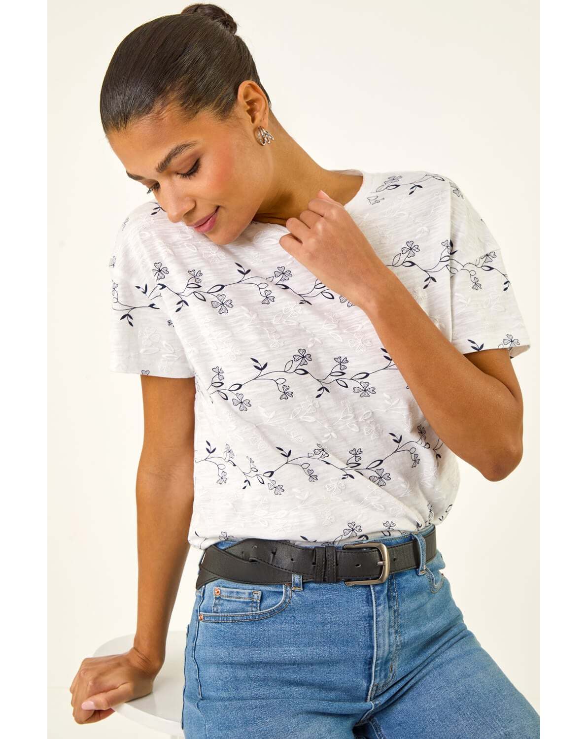 New In - Roman Floral Puff Print T-Shirt