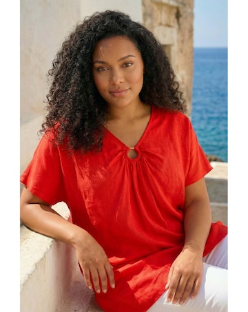 Roman Curve Ring Front Oversized Top