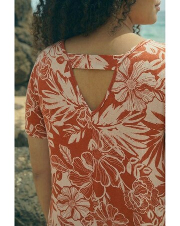 Roman Curve Leaf Print Bar Back Top