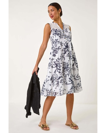 Roman Floral Print Lace Smock Dress