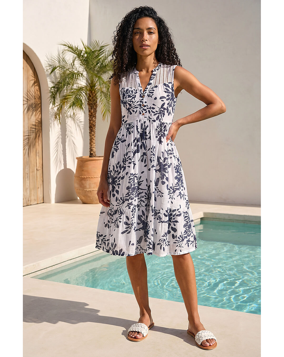Roman Floral Print Lace Smock Dress