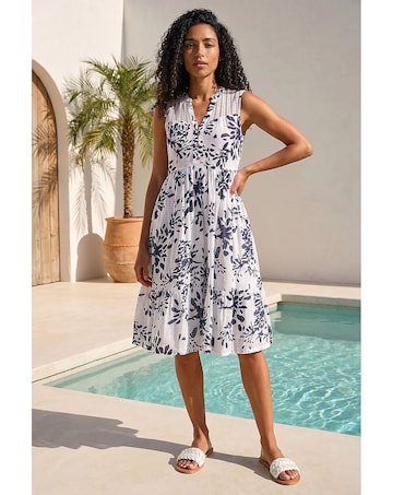Roman Floral Print Lace Smock Dress