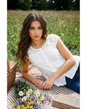 Roman Lace Yoke Crinkle Blouse