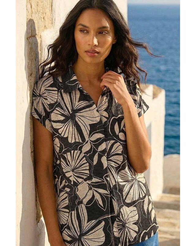 Roman Printed Broderie Collared Top