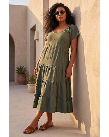 Roman Curve Pebble Crepe Tiered Dress