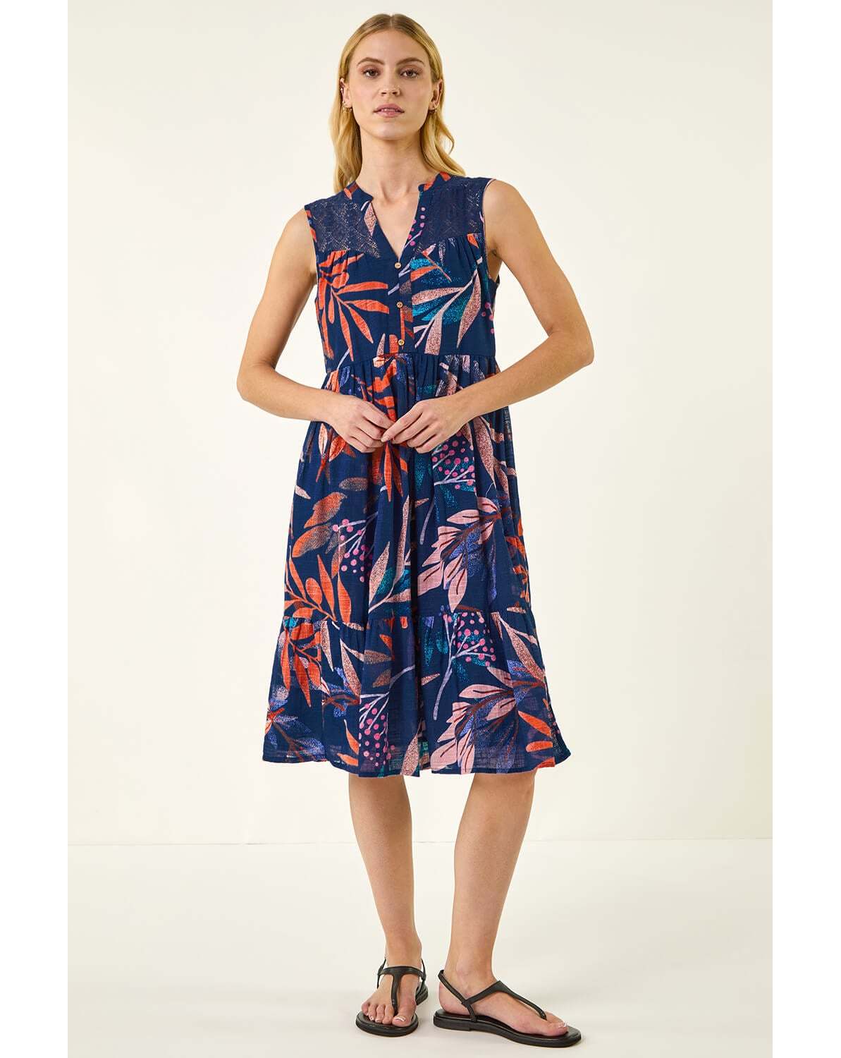 New In - Roman Leaf Print V-Neck Tiered Dress