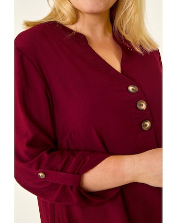 Roman Curve Textured Buttoned Tunic Top