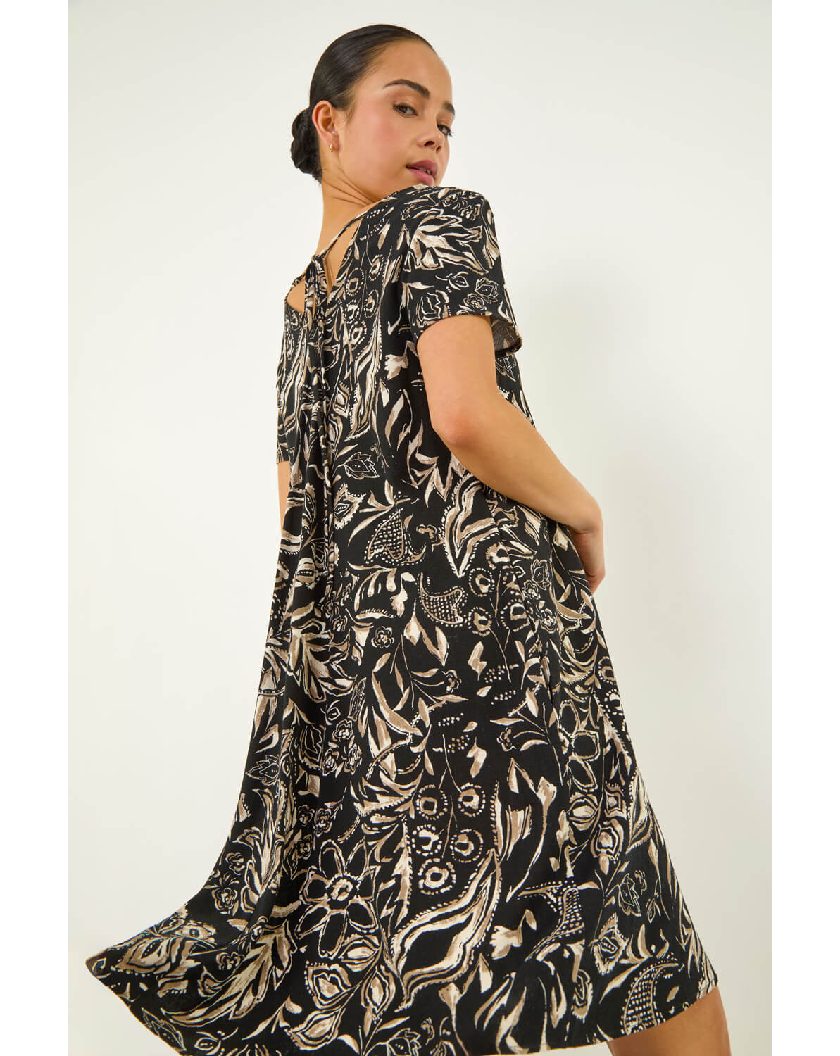 New In - Roman Petite Print V-Neck Swing Dress