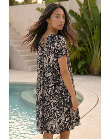 Roman Petite Print V-Neck Swing Dress