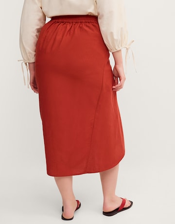 Callie Thorpe x Monsoon Linen Skirt