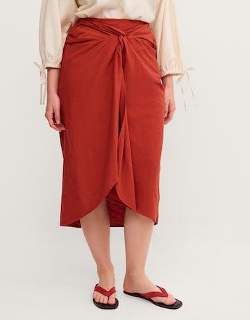 Callie Thorpe x Monsoon Linen Skirt