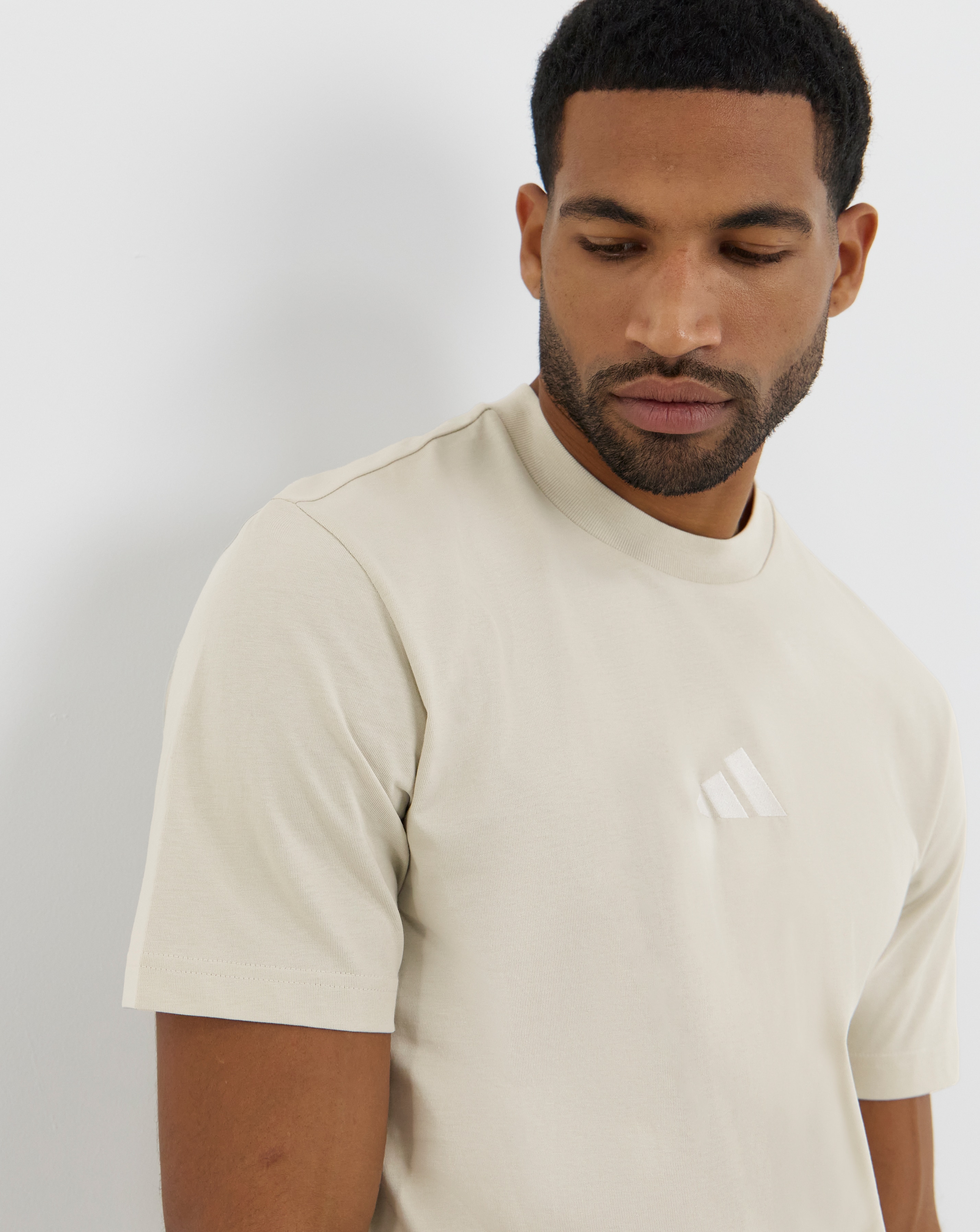 New In - adidas Small Logo T-Shirt