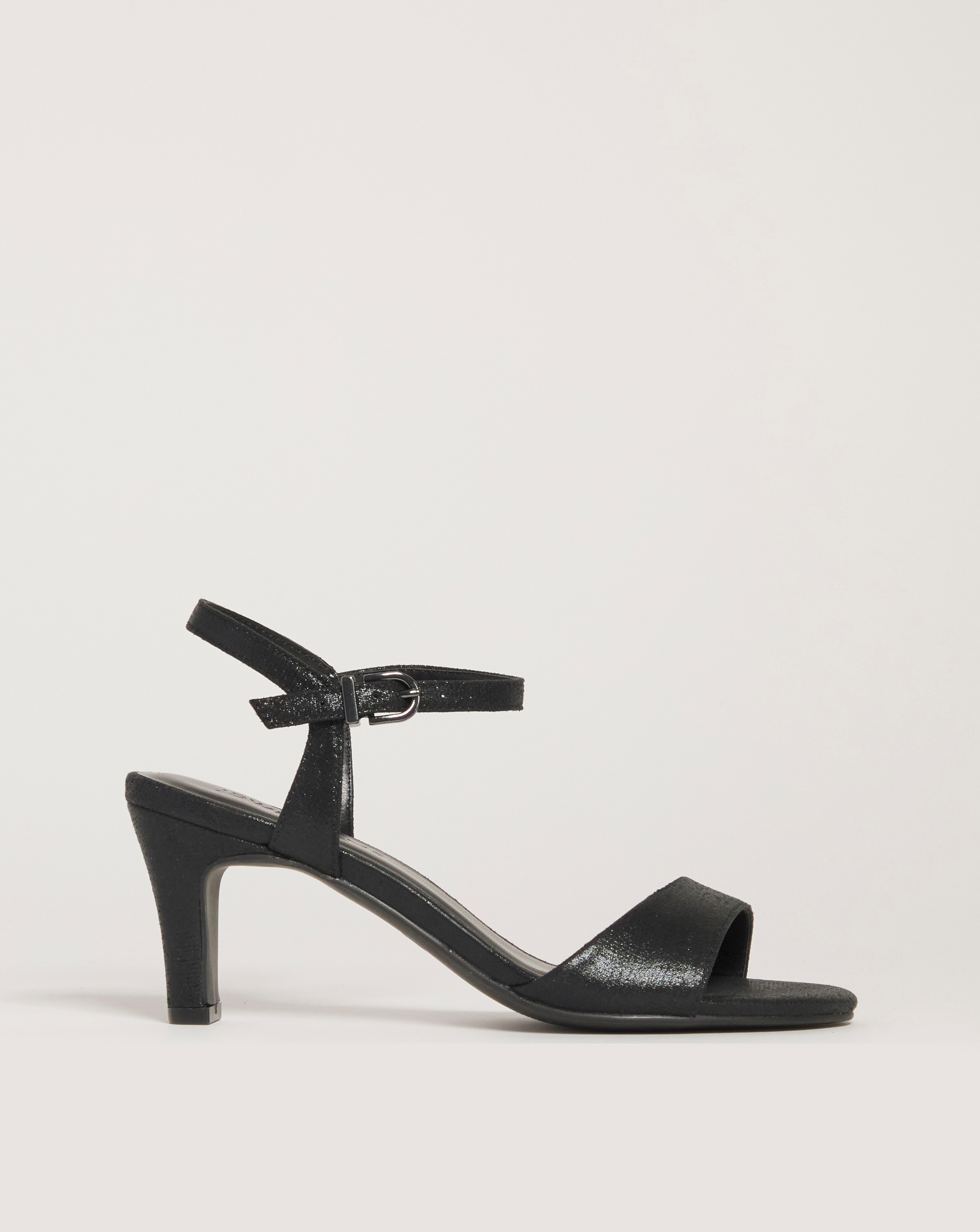 Barely There Sandal EEE Fit