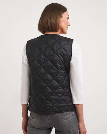Black Short Quilted Gilet