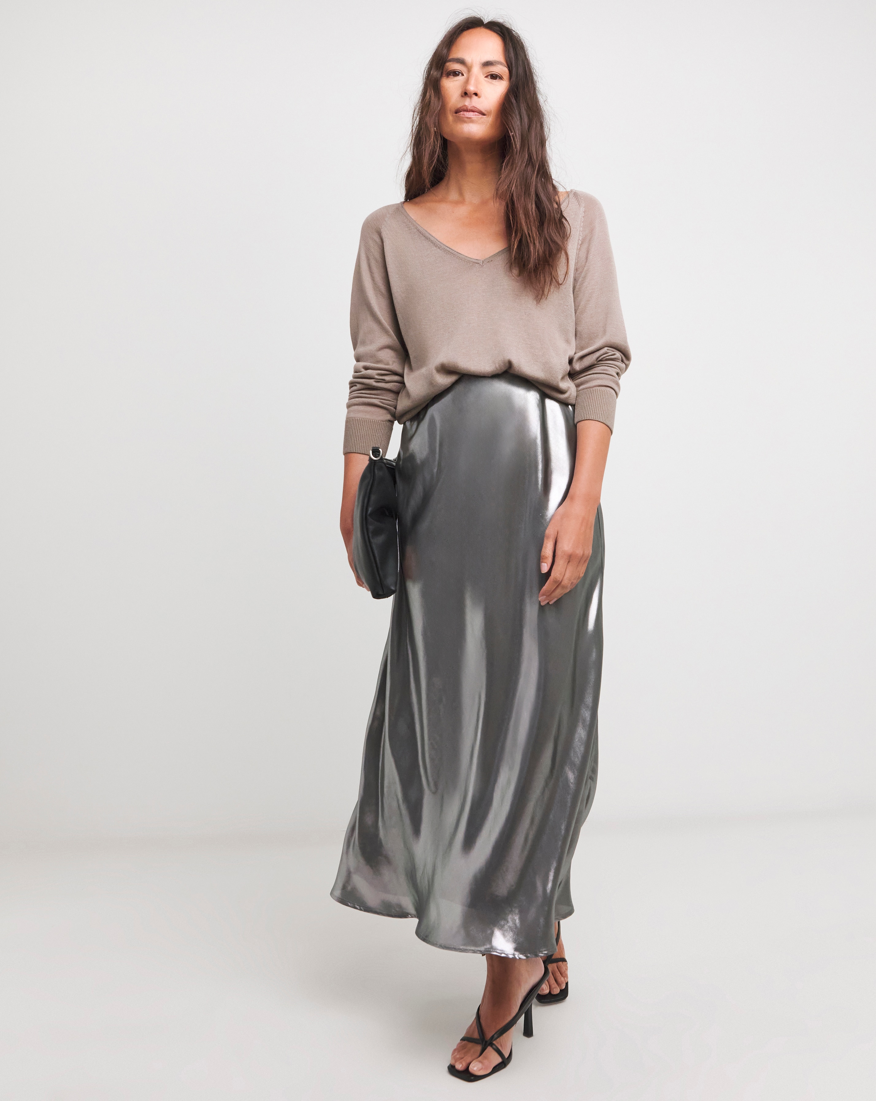 Metallic Pull On Maxi Skirt