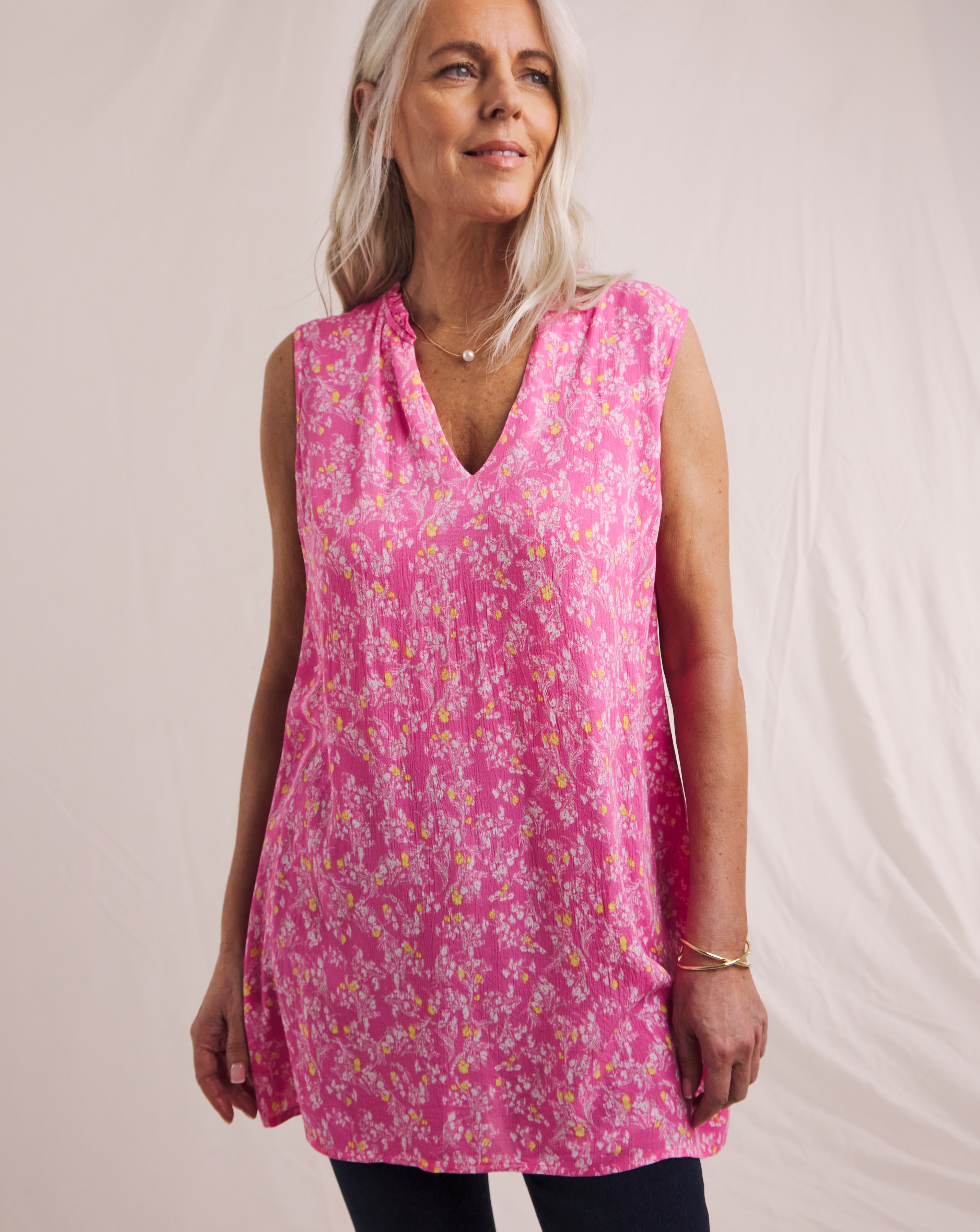 Julipa Sleeveless Blouse