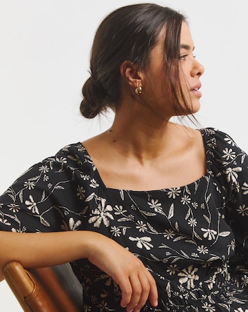 Simply Be Ditsy Print Spun Viscose Blouse