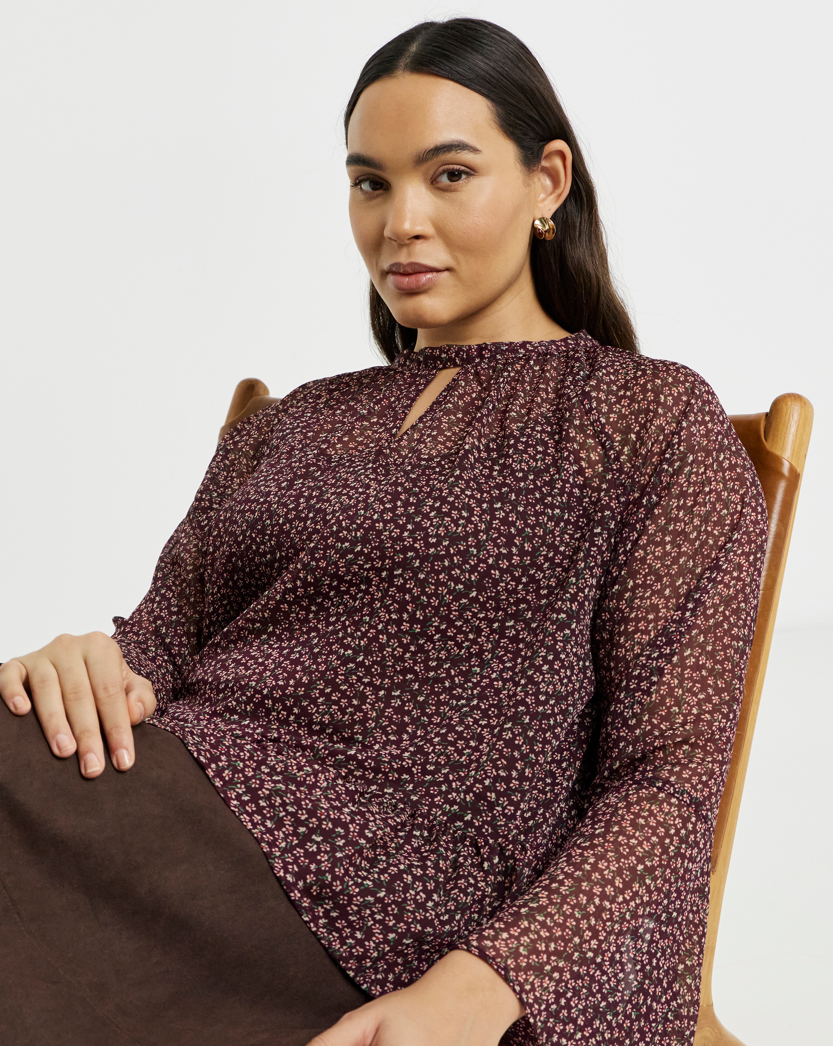 New In - Simply Be Fluted Sleeve Floral Blouse