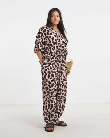 Leopard Print Crinkle Revere Shirt