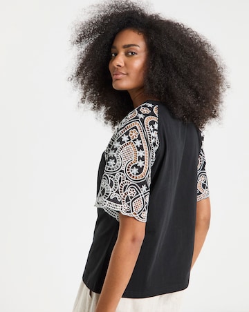 Simply Be Black Contrast Broderie Raglan Sleeve T-Shirt