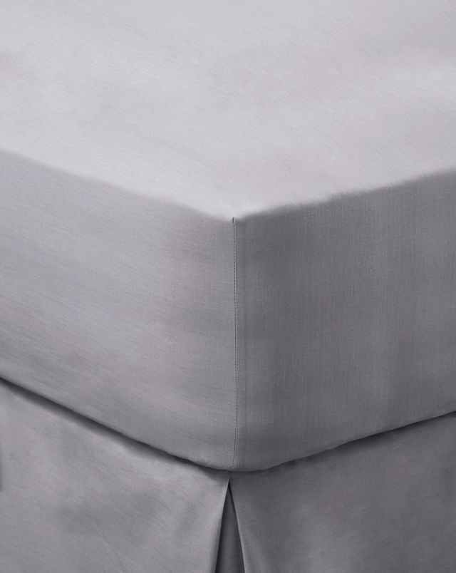 200 TC Plain Dyed Percale Fitted Sheet