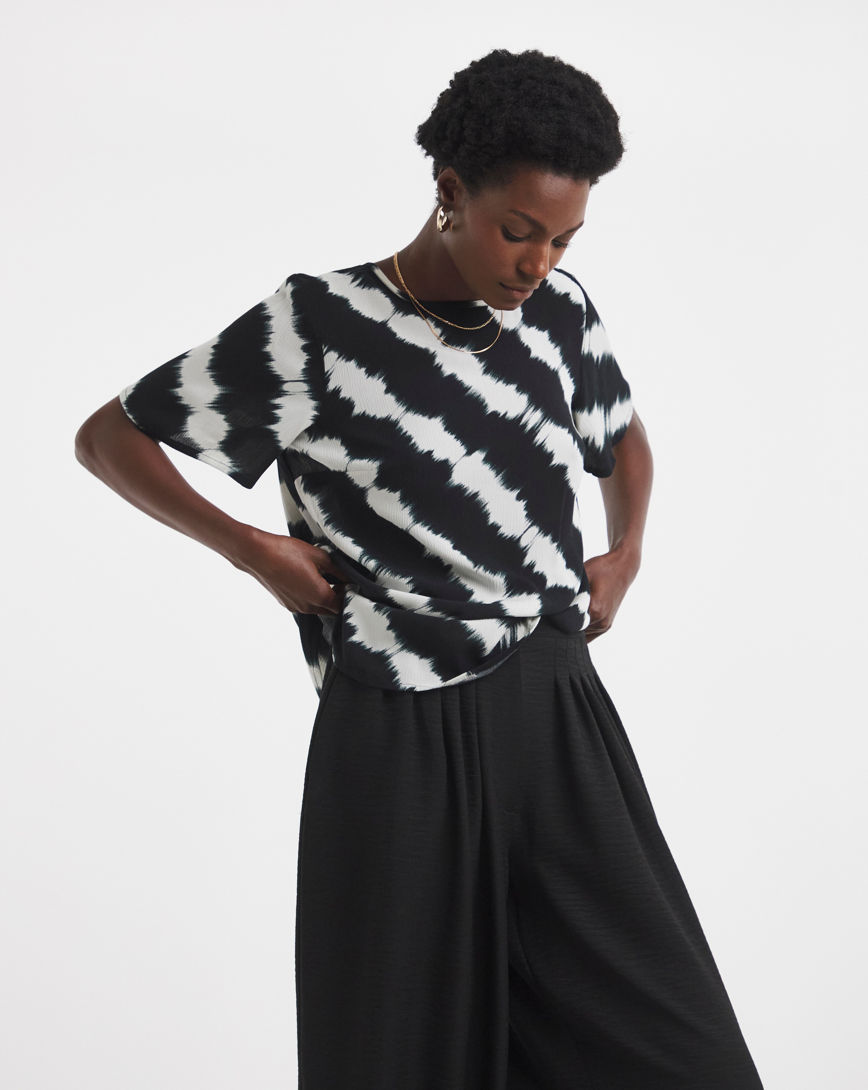 Boxy Fluted Sleeve Top