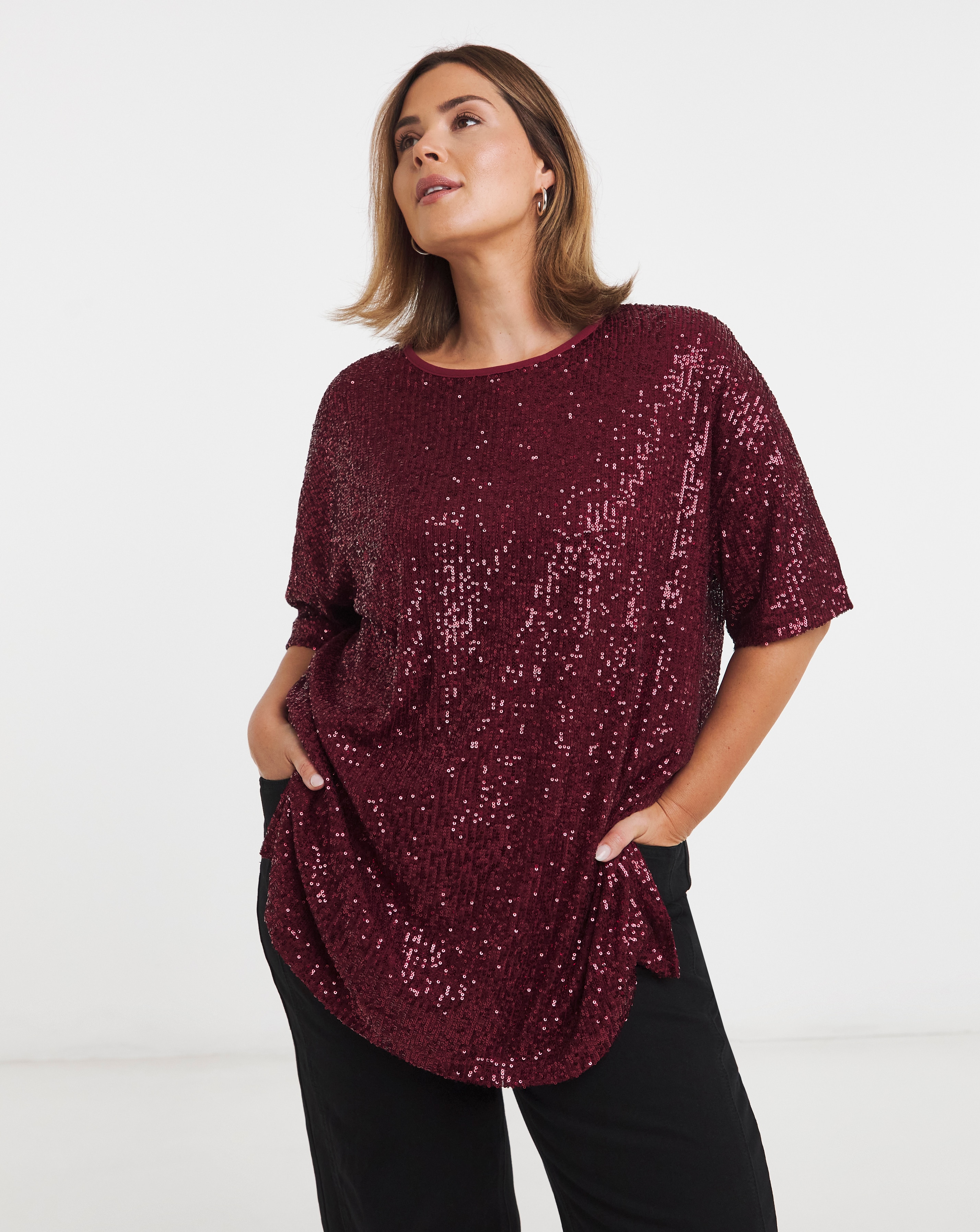 New In - Linear Sequin Oversized T-Shirt