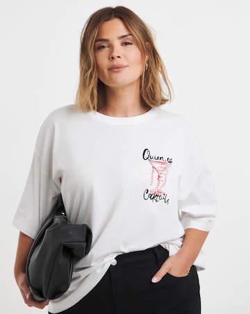Simply Be White Queen of Cocktails Oversized Graphic T-Shirt