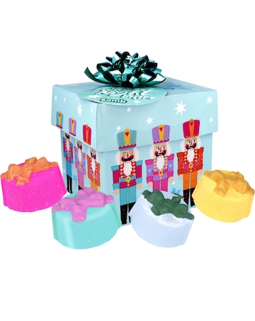 Bomb Cosmetics Twas The Night Before Christmas Gift Set