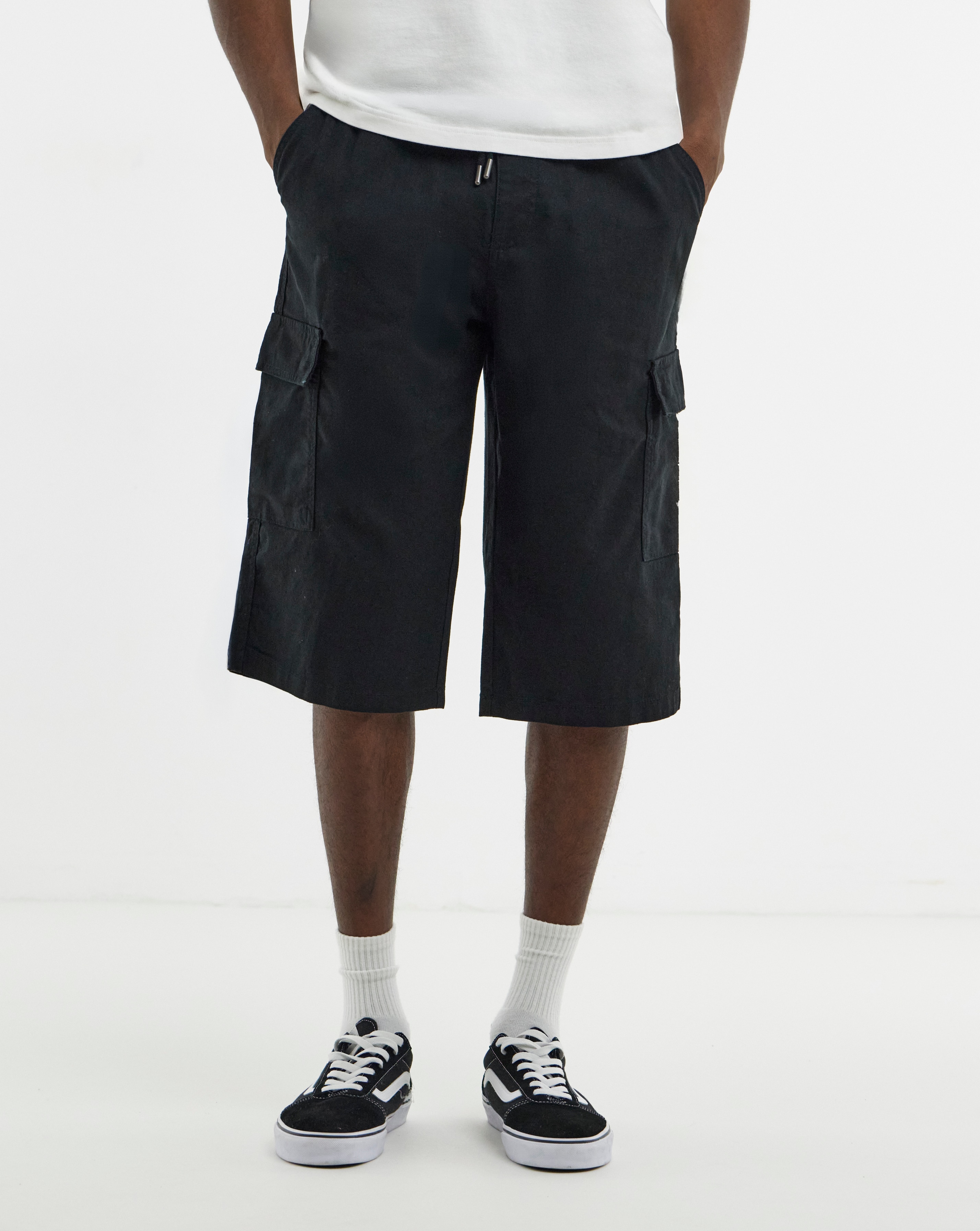Linen 3/4 Length Cargo Short