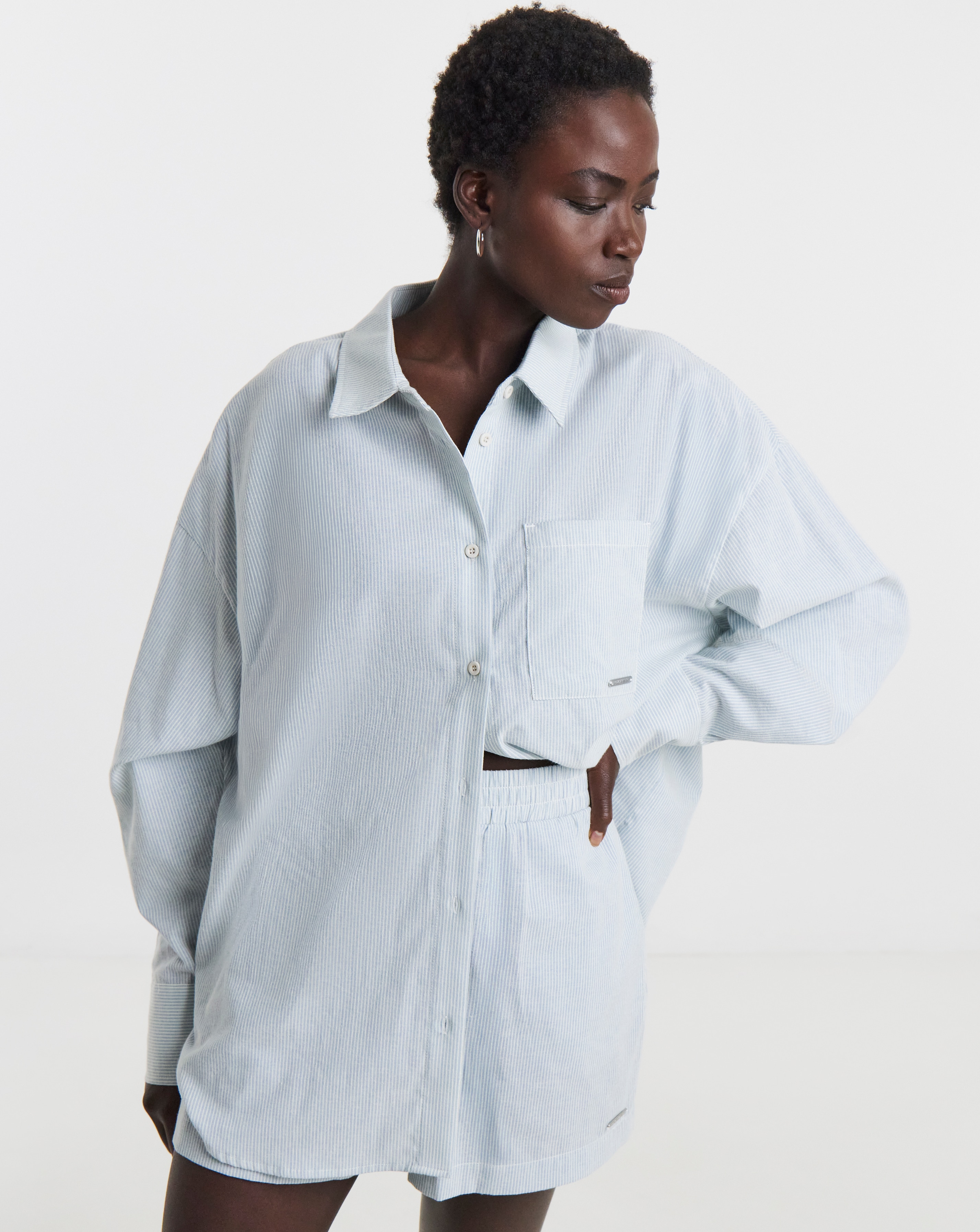 New In - Gym King Signature Woven Shirt