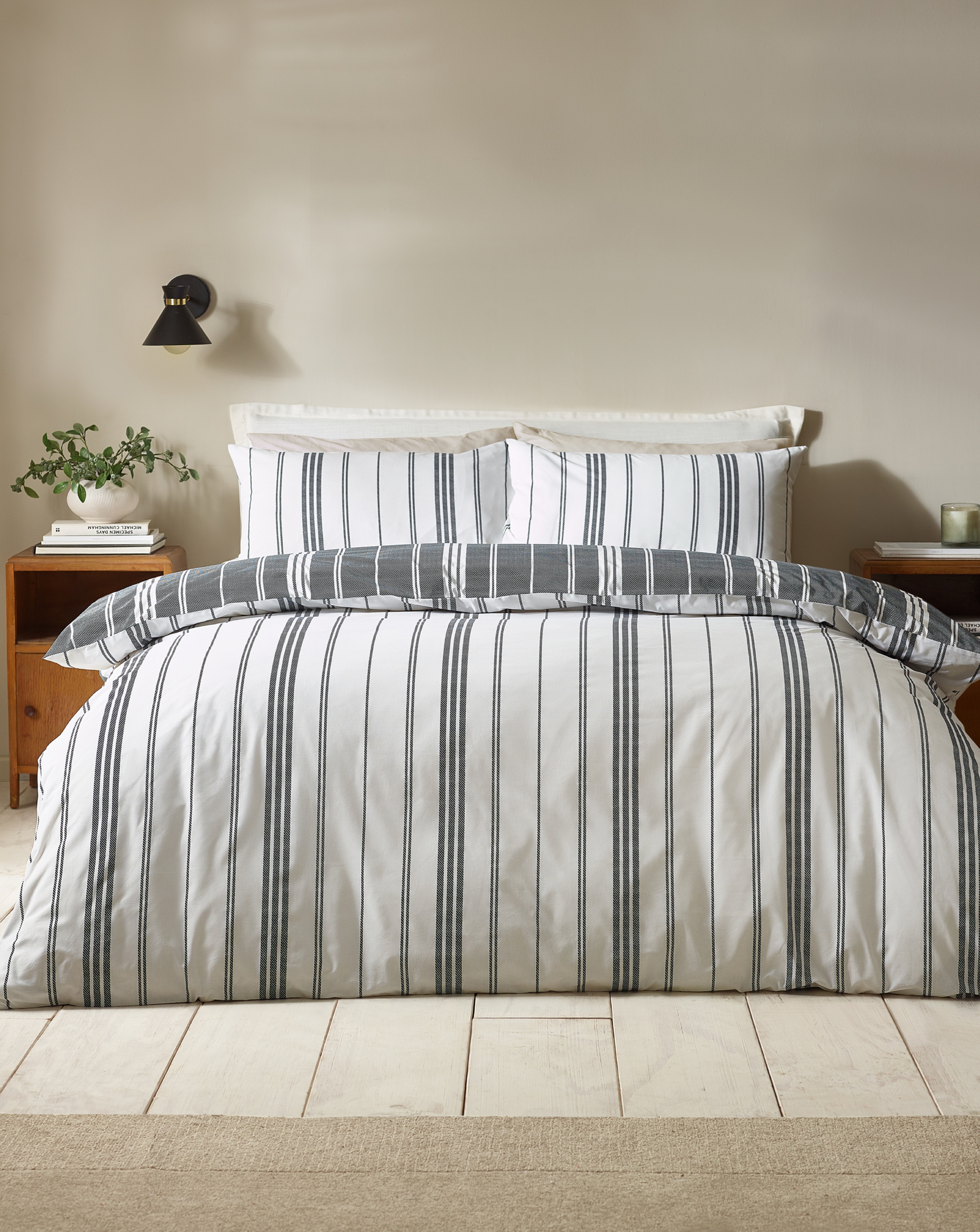 New In - Catherine Lansfield Harbour Duvet Set