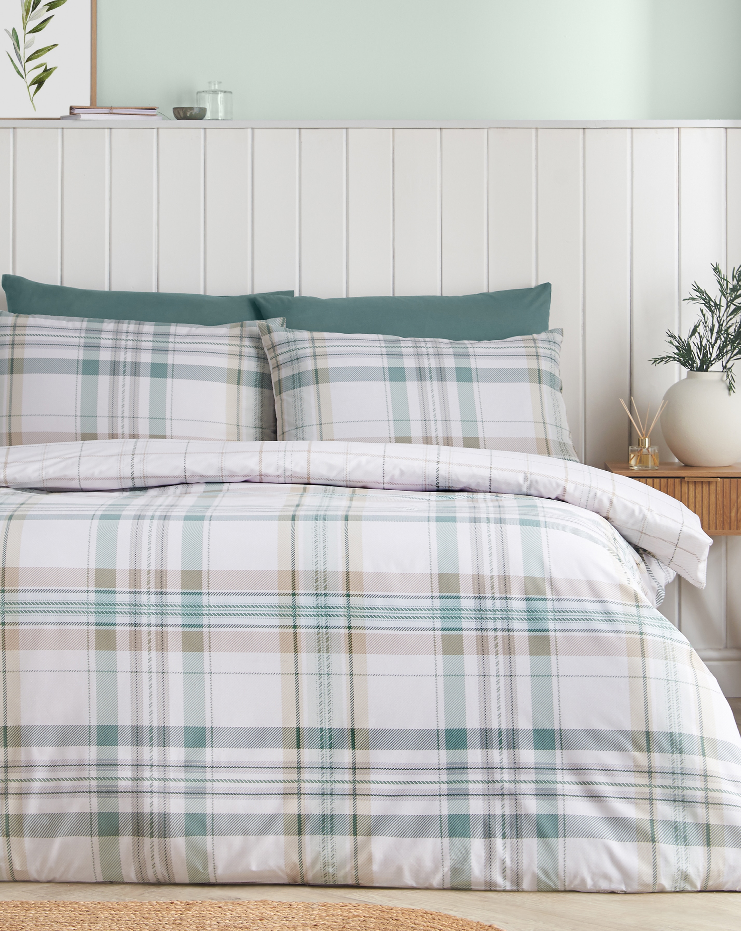 New In - Catherine Lansfield Cartmel Duvet Set