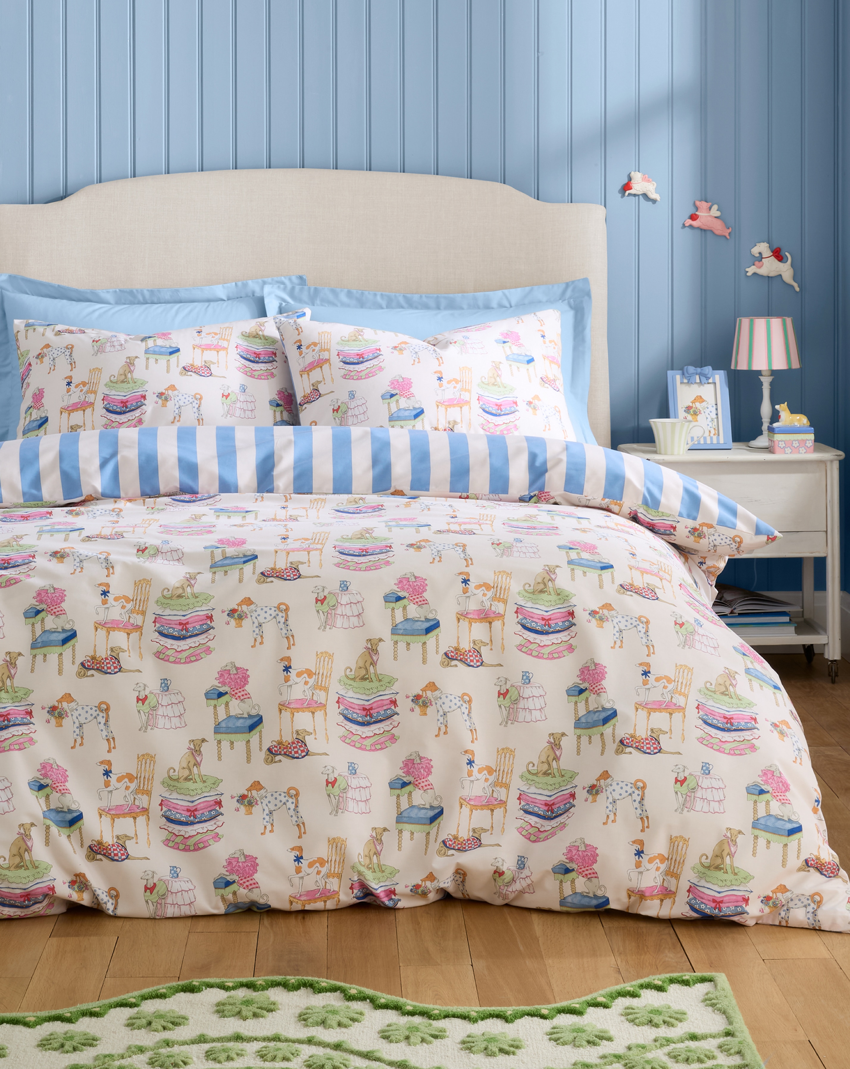 New In - Cath Kidston Hackney Dogs Duvet Set