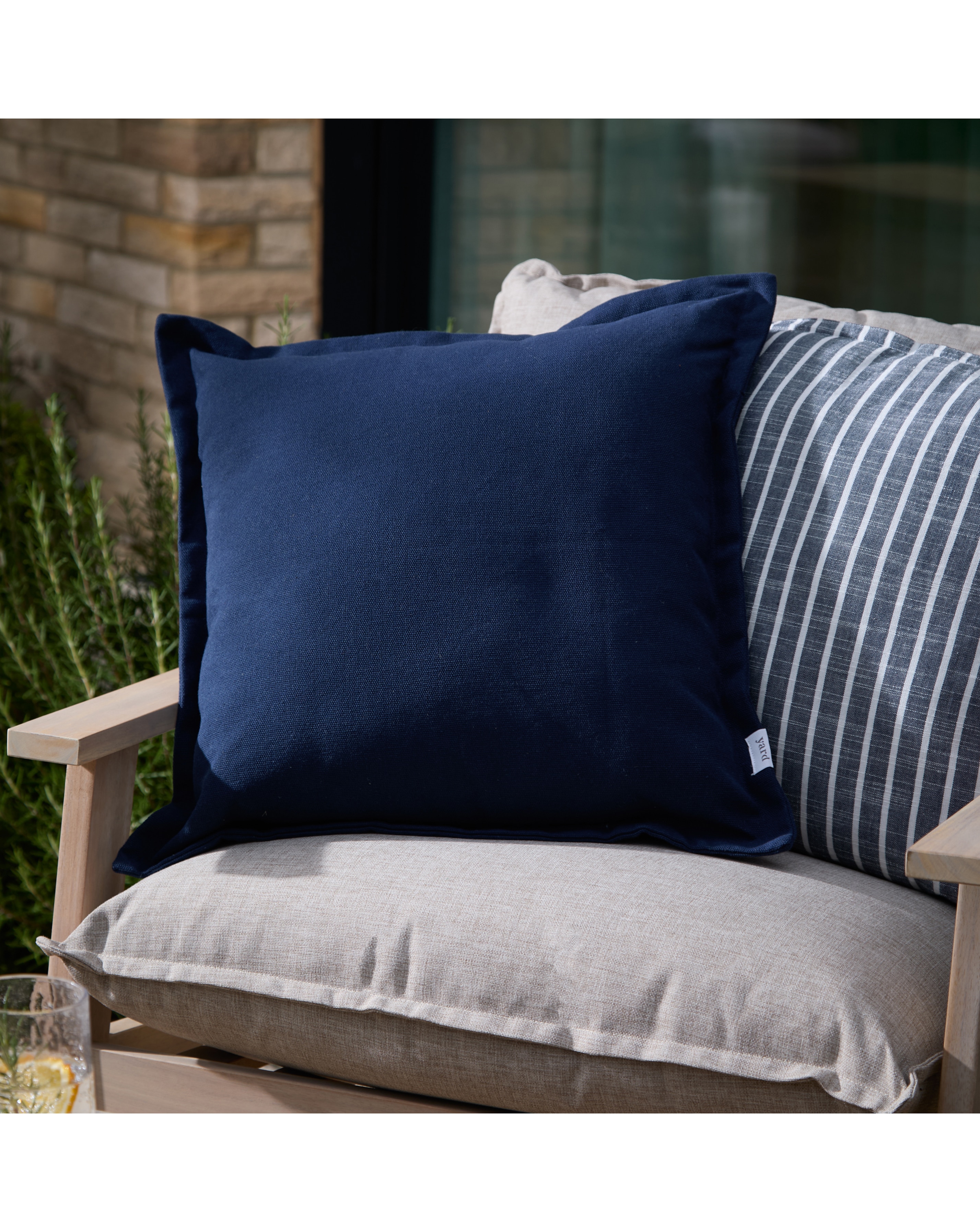 New In - Yard Holmfirth Canvas Outdoor Cushion