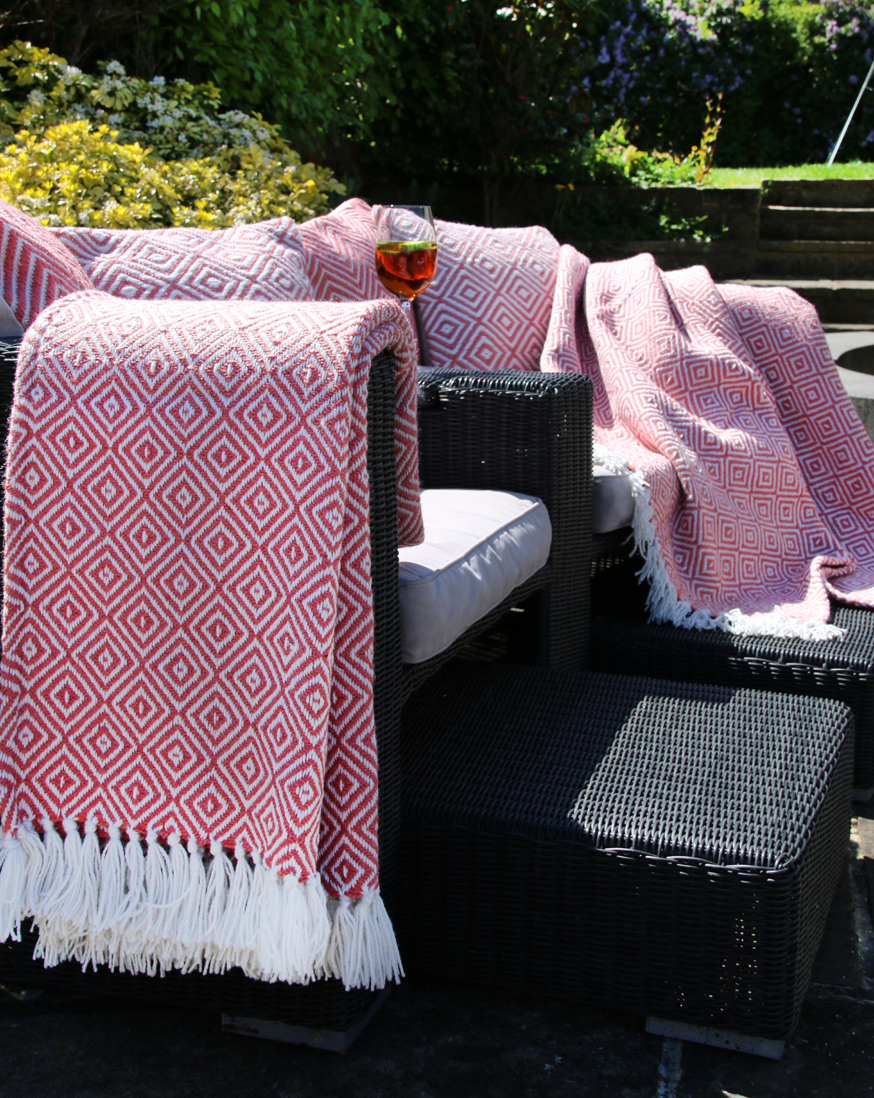 New In - Woven Diamond Indoor/Outdoor Throw
